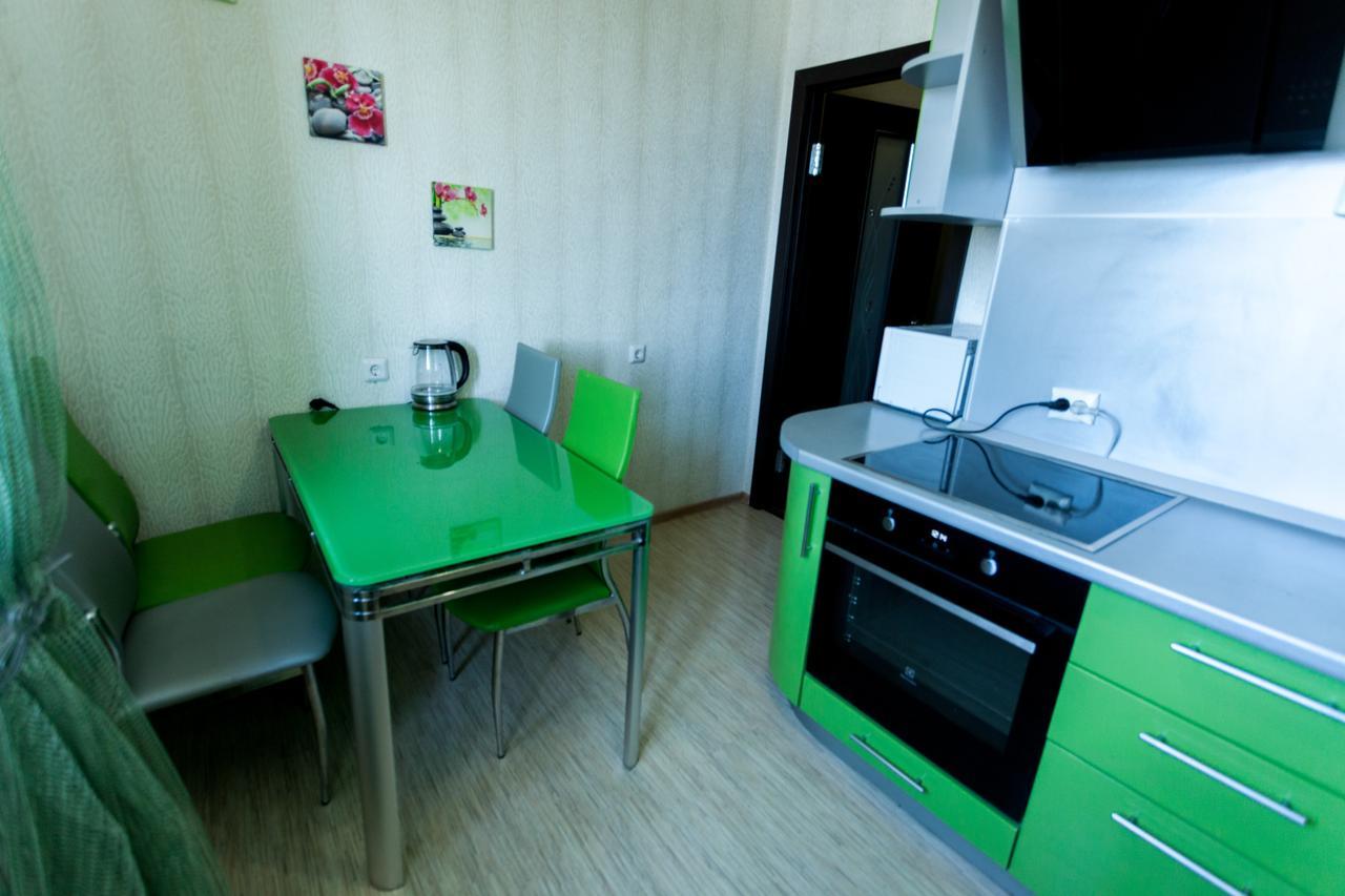Apartments On Permyakova 76 Tiumen Exteriör bild